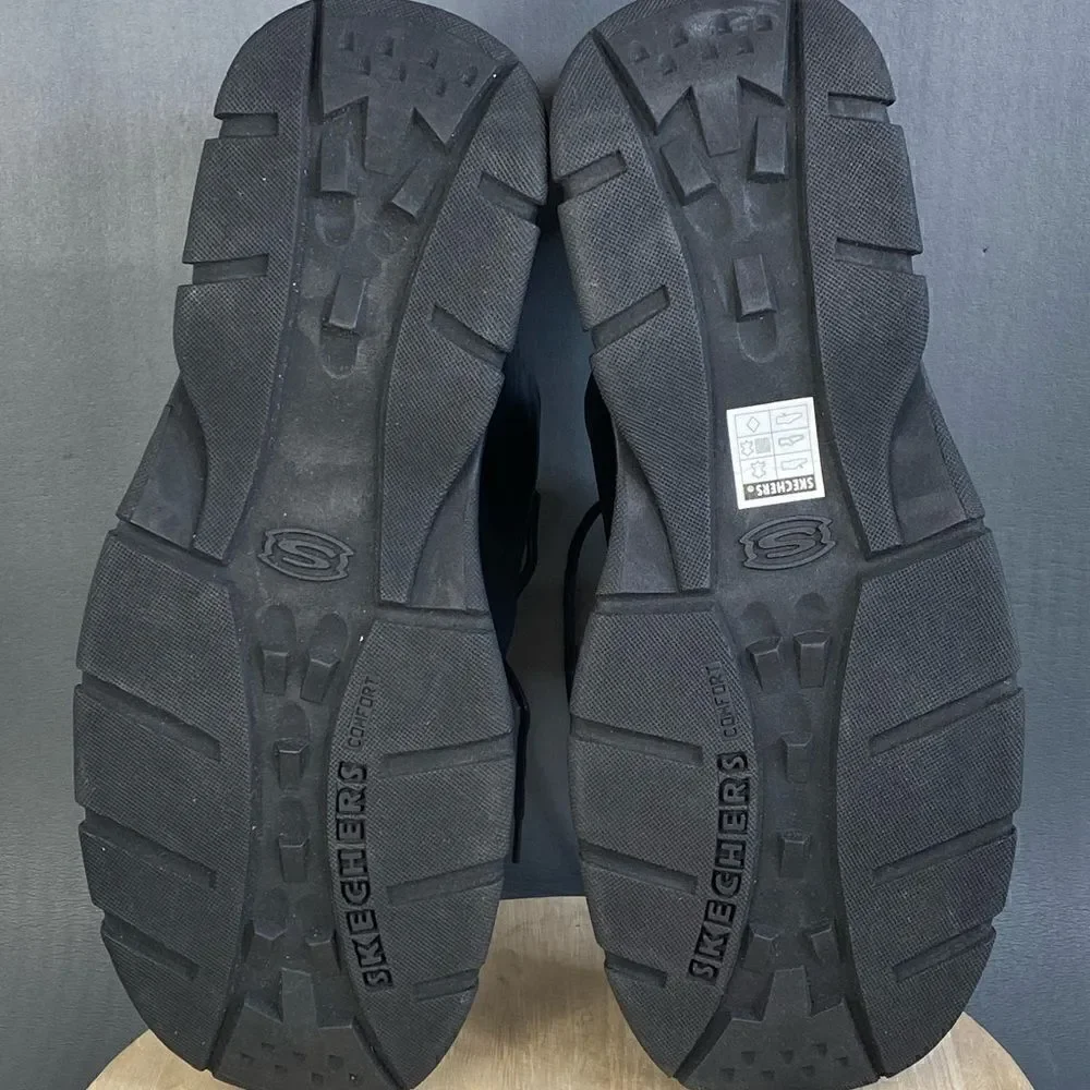 Skechers new without